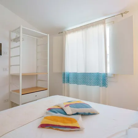 Domo House Guest house *